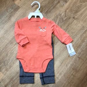 Carter’s long sleeve onesie with pants set- New with Tags. 3 months